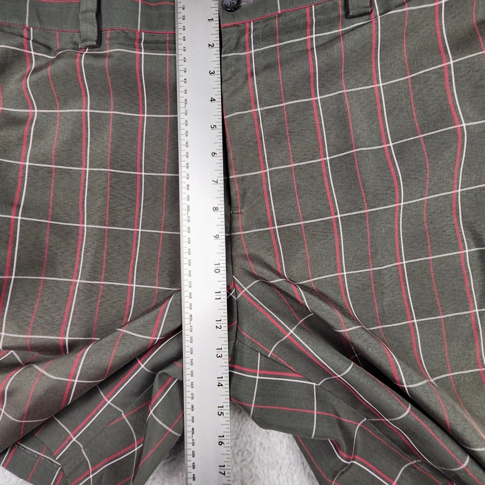 IZOD XFG Shorts Mens 40 Green Plaid Golf Performance Flat Front Bermuda Chinos‎ - Picture 9 of 11